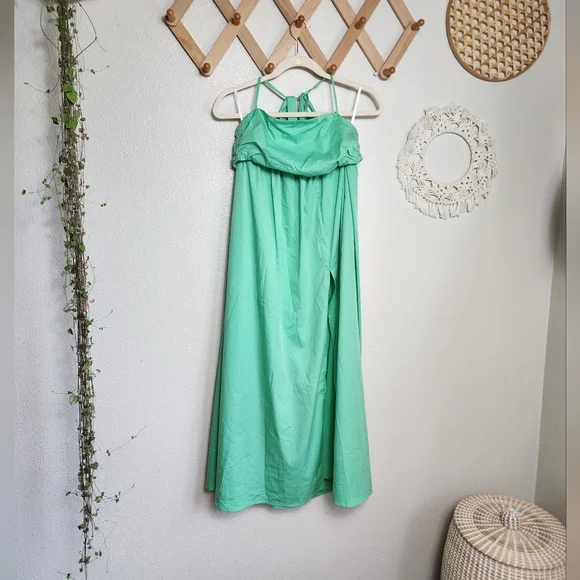 Hello Molly Girls On Vacay Halter Tie-Back Dress In Green Women's 10 NWT - Picture 2 of 12